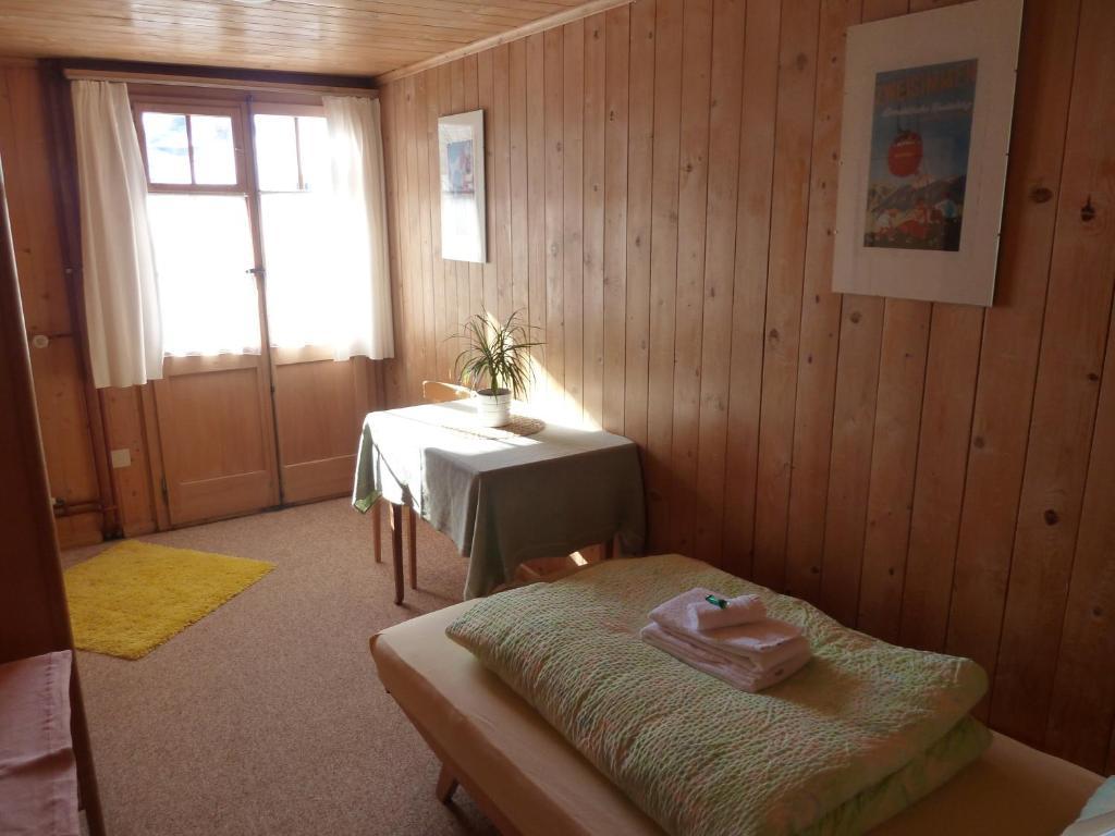 Gasthof Derby Hotel Zweisimmen Ruang foto