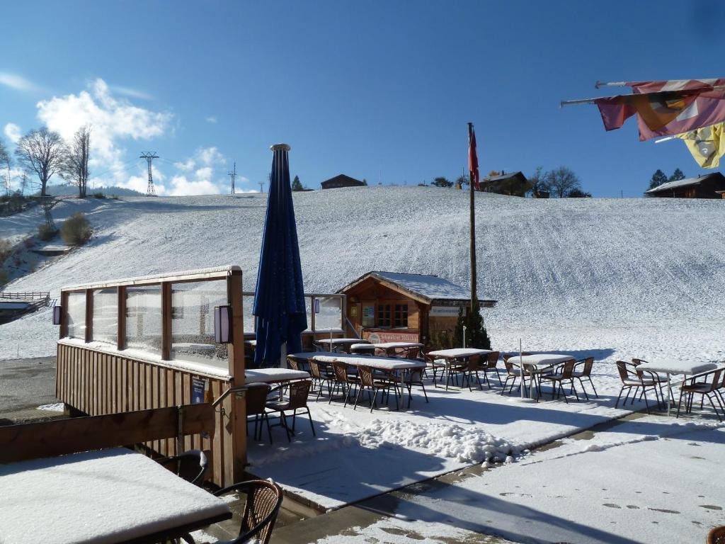 Gasthof Derby Hotel Zweisimmen Ruang foto