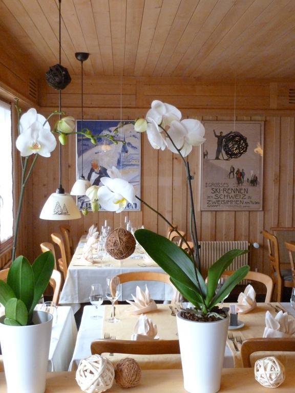 Gasthof Derby Hotel Zweisimmen Bagian luar foto